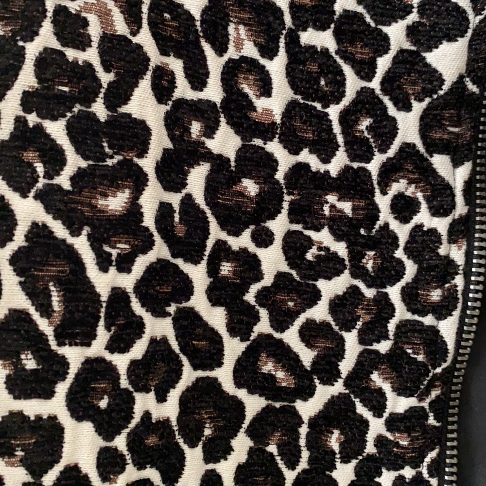 Leopard coat - Picture 5 of 8
